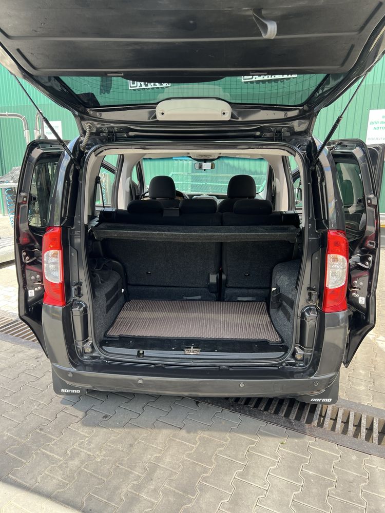 Fiat QUBO дизель 1.3 2011