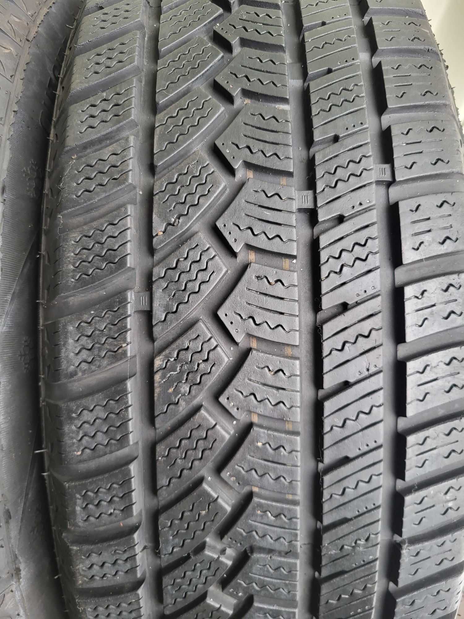 215/60 r17 2018r 2szt 6mm TORQUE TQ022 ZIMOWE VAT23%