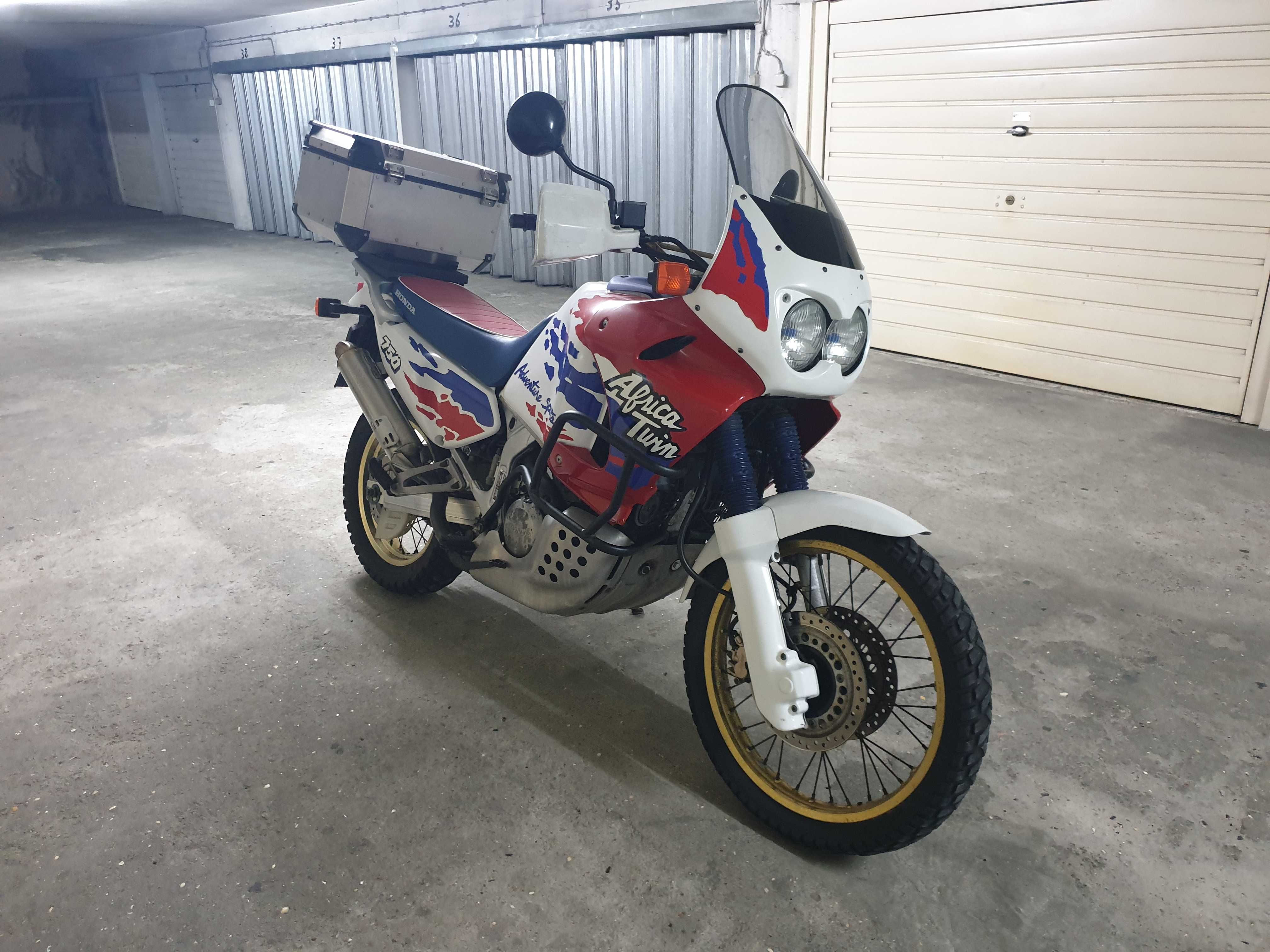 Honda Africa Twin XRV750 RD07