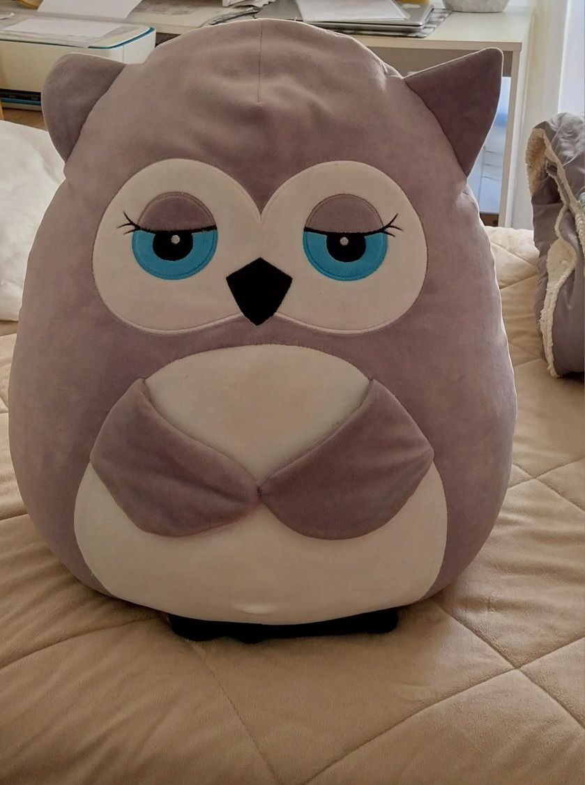 Boneco pelúcia de grande dimensão