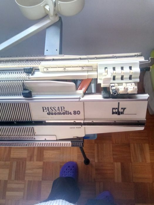 Máquina de tricotar