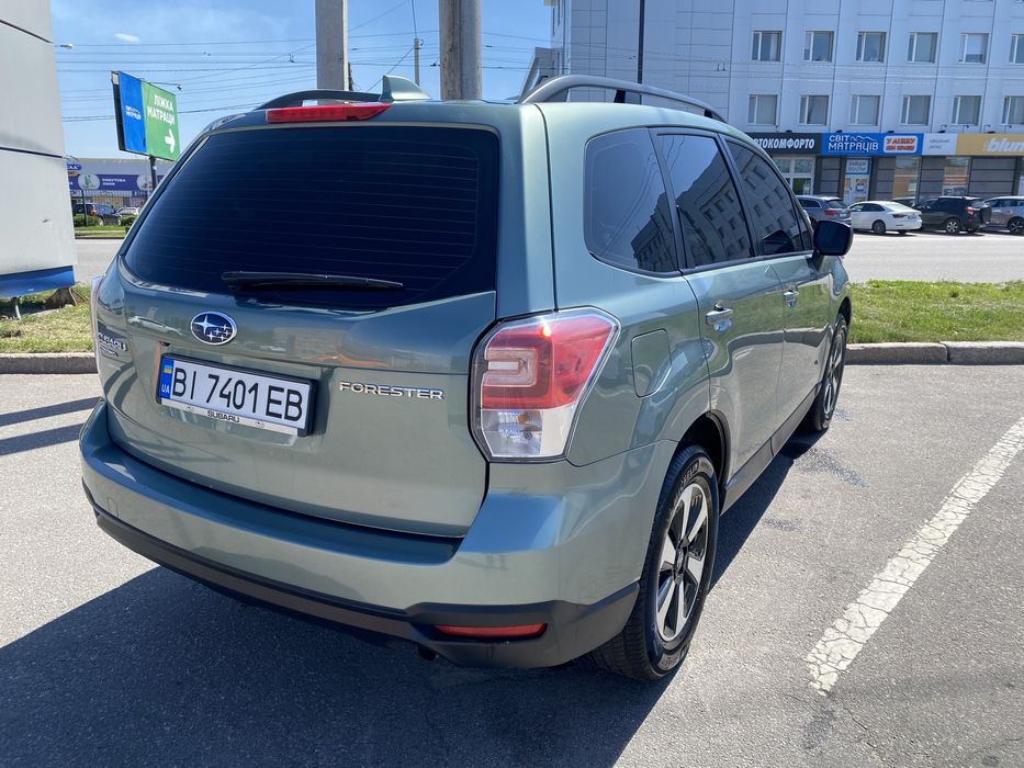 Субару Форестер 2017