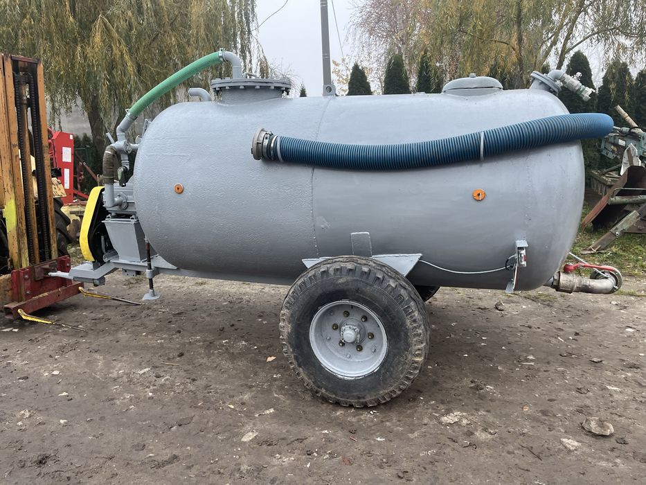Beczkowóz 3500l wóz asenizacyjny