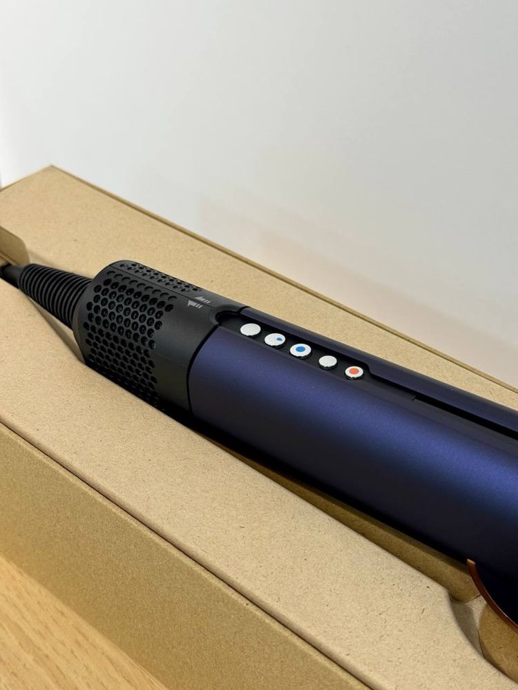 Дайсон Dyson випрямляч Airstrait в наявності