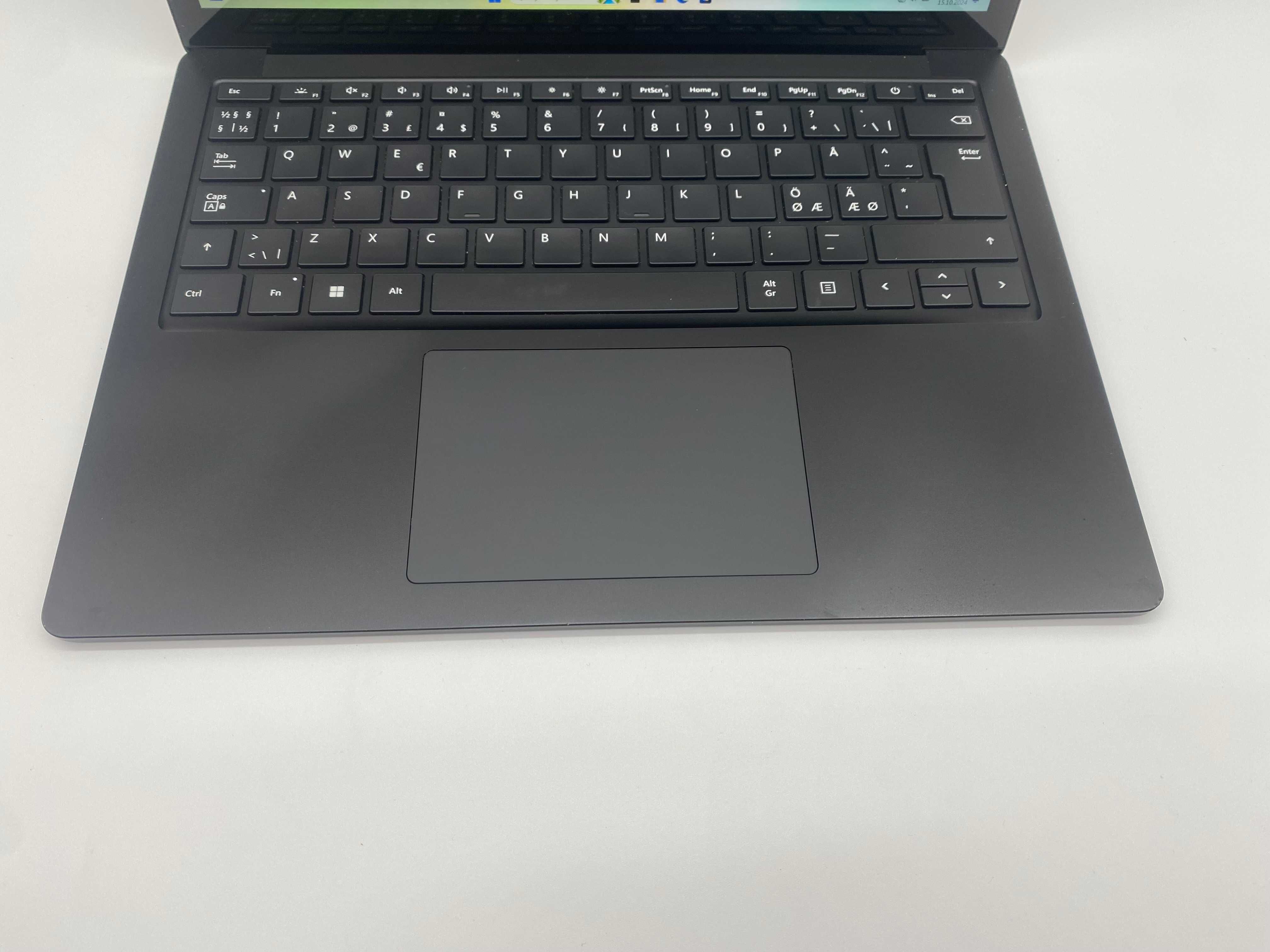 Laptop Microsoft Surface 4 13 Intel Core i7 16 GB / 512 GB Windows 11