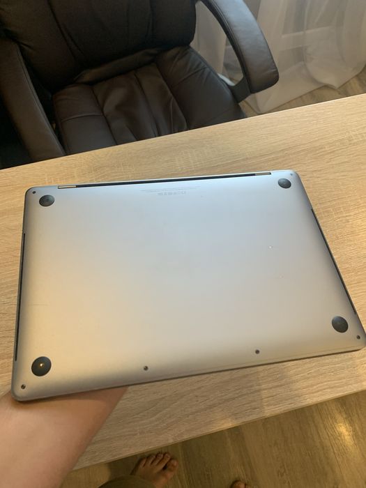Macbook Pro 13 2017 TouchBar 256gb