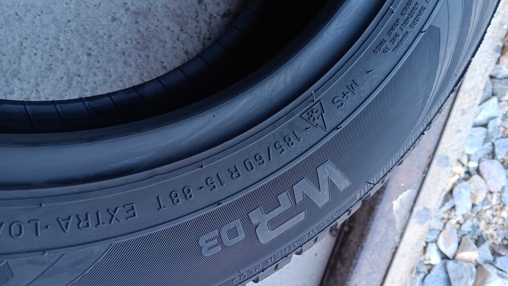 185/60/15 Nokian wrd3