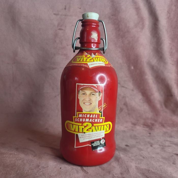 Butelka kolekcjonerska z Schumacherem ¹³⁴
