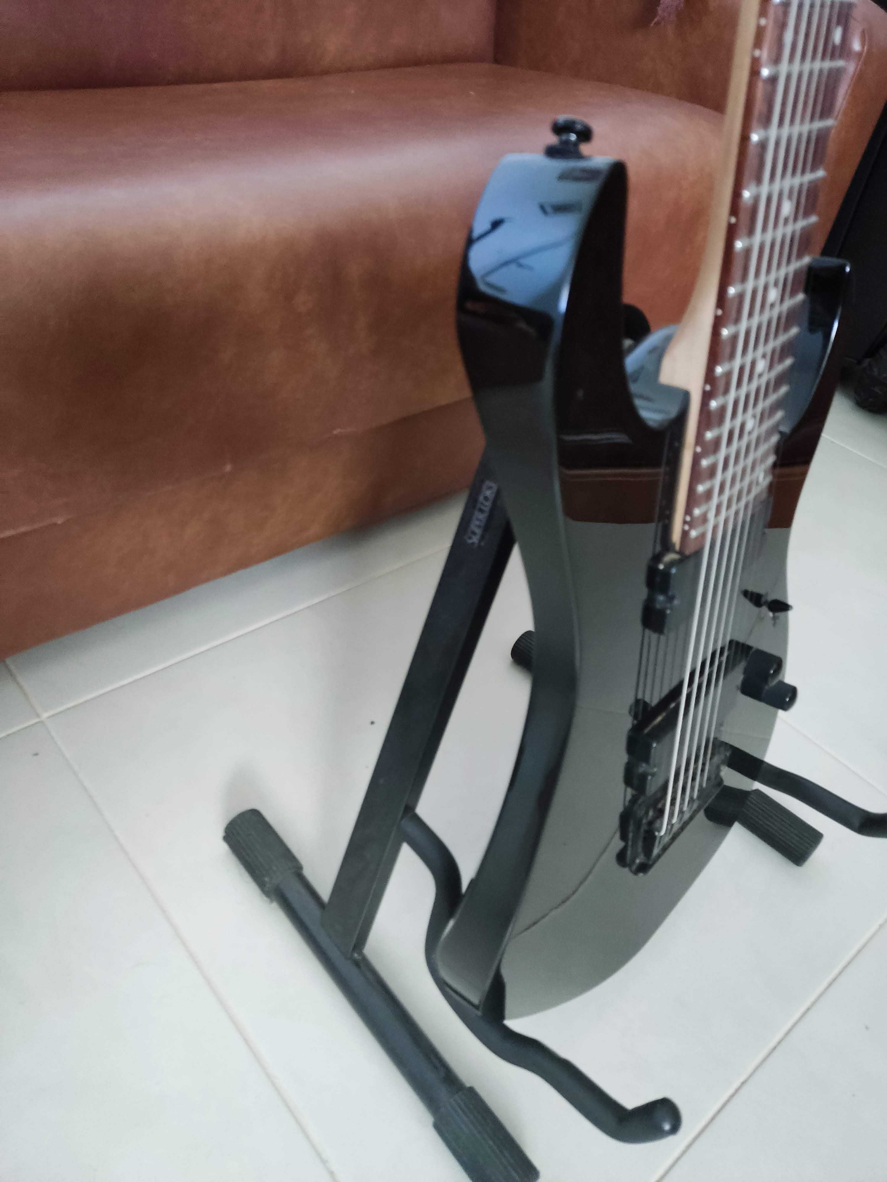 Ibanez RG8 8 cordas
