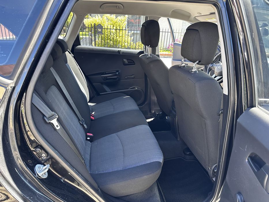 Alufelgi,klimatyzacja,6 biegów