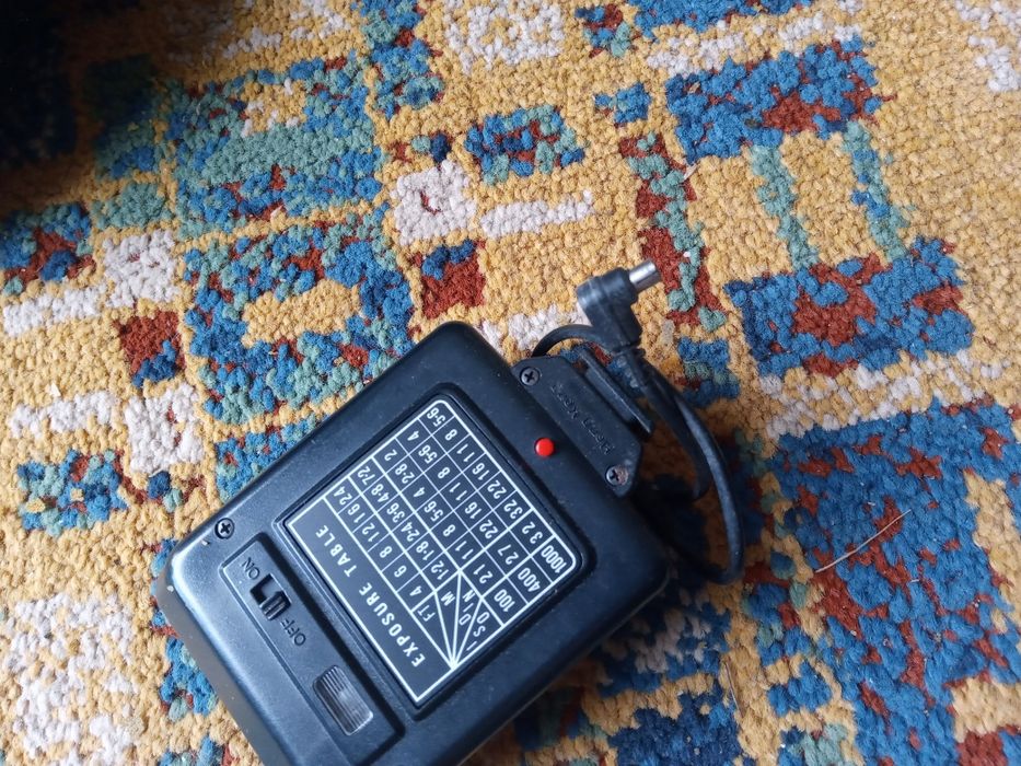 Lampa błyskowa hanimex x140 pokrowiec