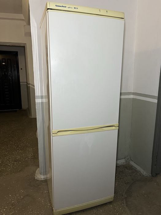 Холодильник General Frost б/у