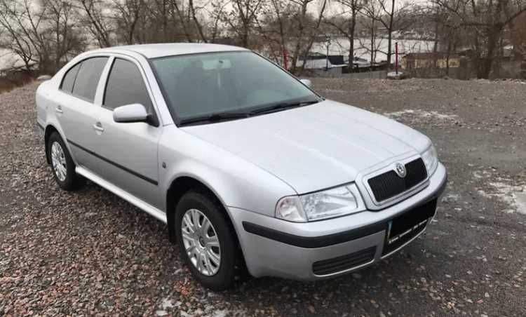 skoda octavia tur a5 a7,8 к-кт бампер капот крило фара панель радіатор