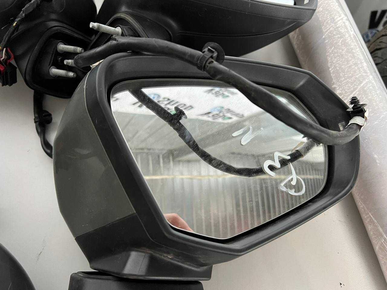 Зеркала Audi Q3 A3 Дзеркало А3 Ку3 Зеркало A3 8V Q3 83A Вкладышь