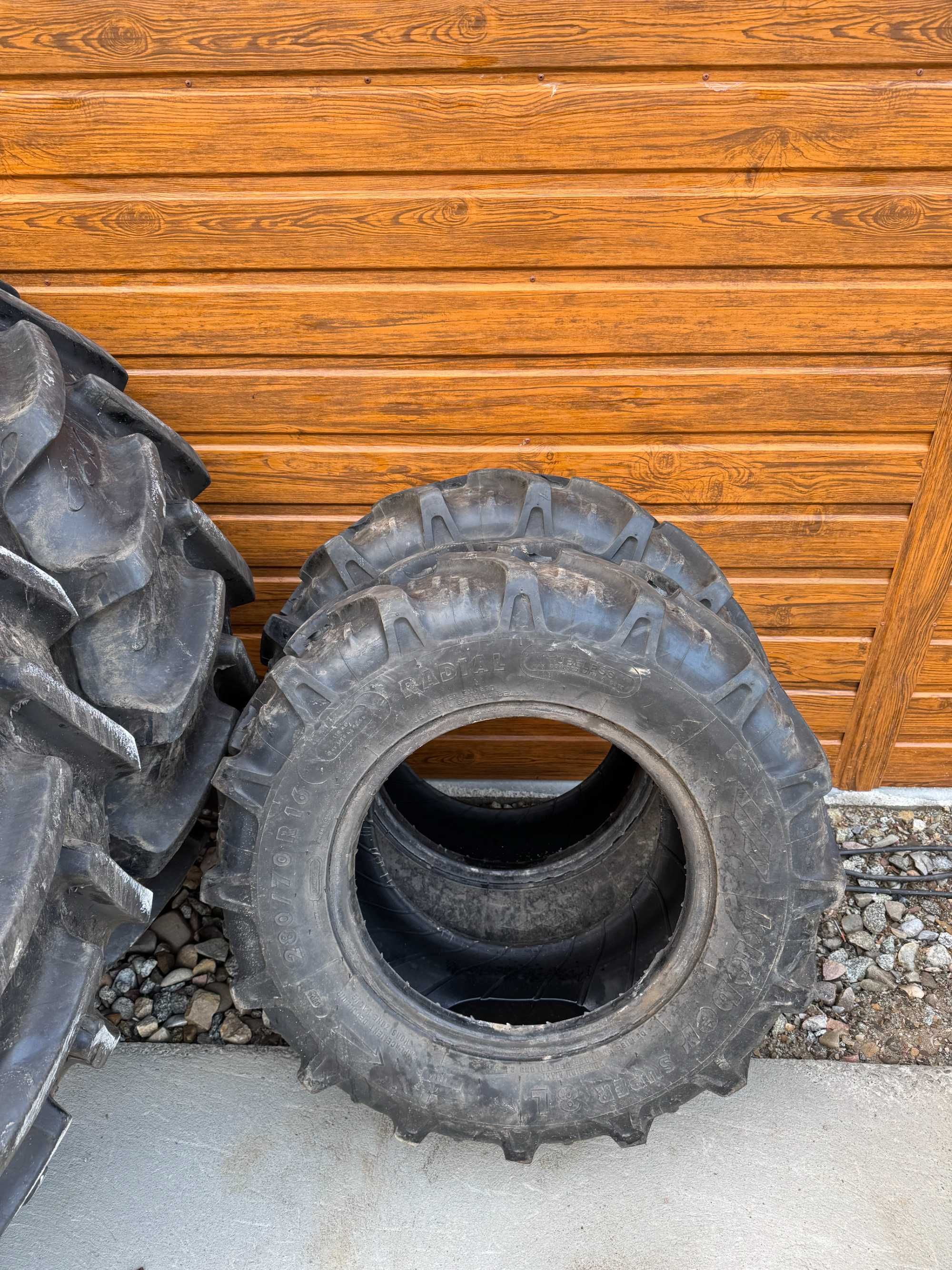 Kola NEW HOLLAND T3030,T3040,TCE,LANDINI MISTRAL 360/70R24,280/70R16
