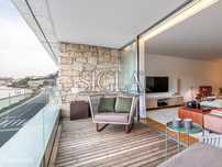 Apartamento T3+1 Duplex em frente ao Rio