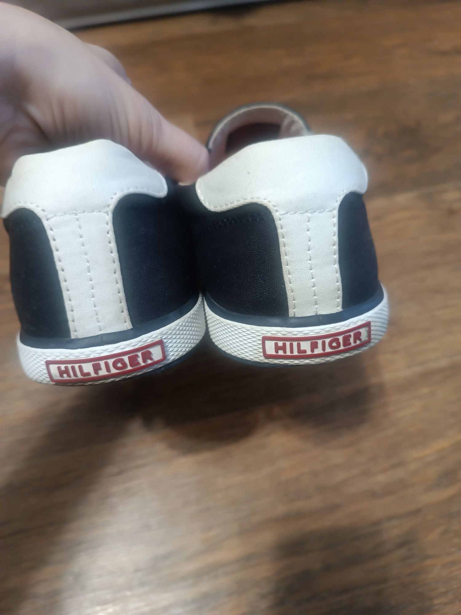 Сліпони мокасини оригінал Tommy Hilfiger 41р 27 см