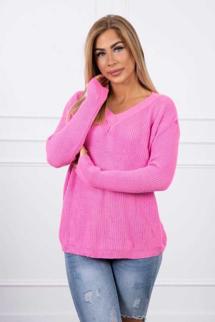 Sweter z dekoltem V jasno różowy o luźnym kroju akrylowy