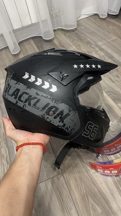 Мото шлем мотард