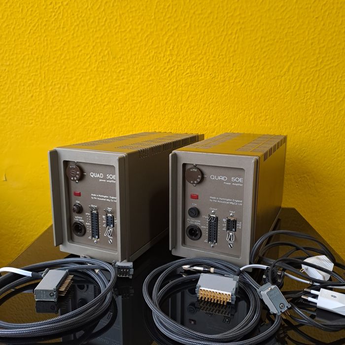 Quad 50E amplificadores (monoblocos)