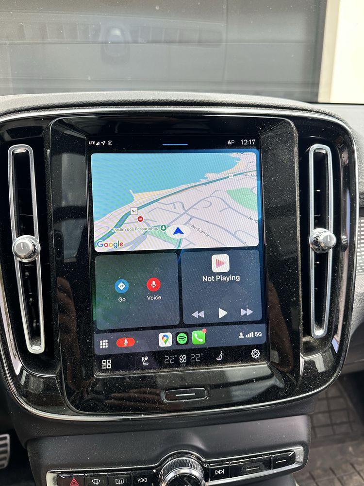 Volvo XC40 P8, AWD, Eléctrico, versão Dual Motor 408 cv