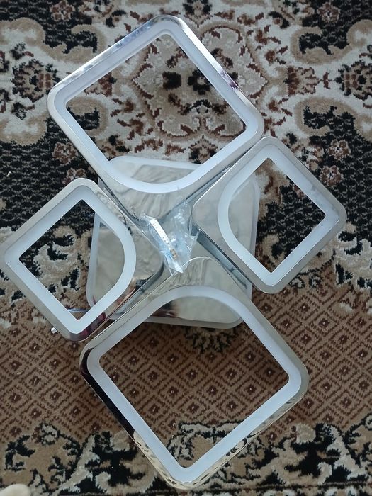 Светильник,люстра