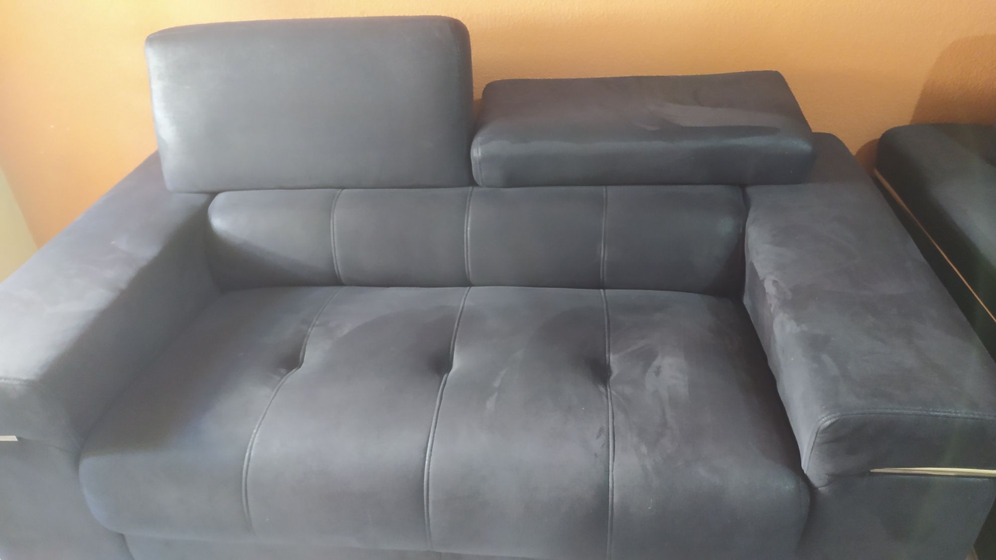 Sofás em camurça pretos 2L /3L