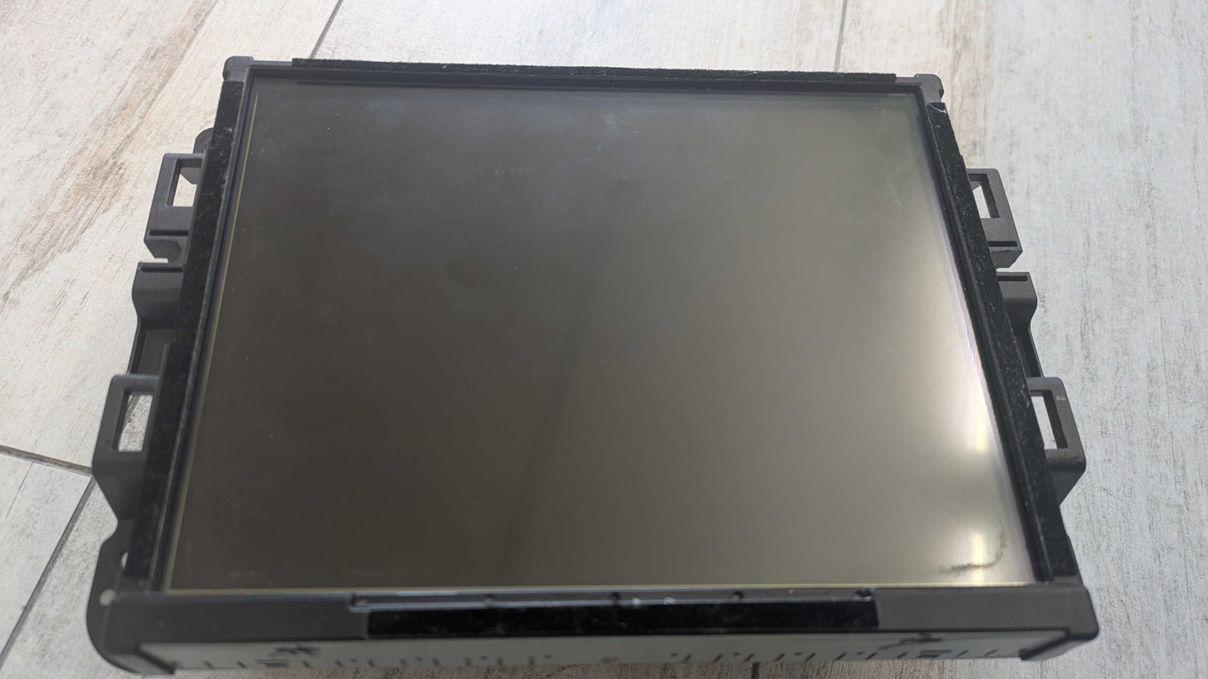 Магнітола HARMAN uConnect 8.4". Українізована.