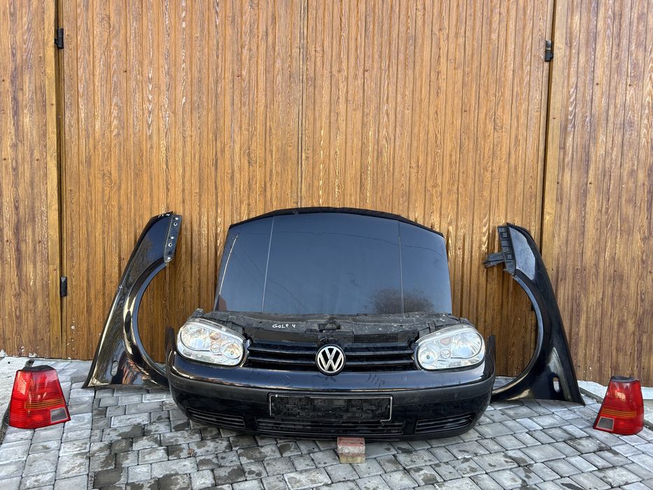 Golf 4 Гольф 4 (бампери-морда) Автозапчастини-Автодеталі