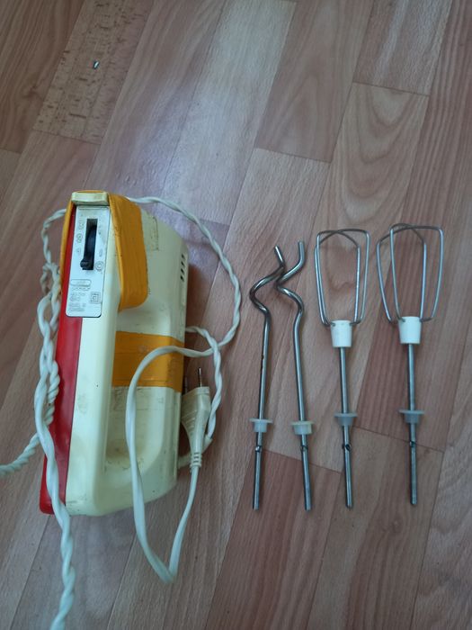 Миксер Росток с тестомесами