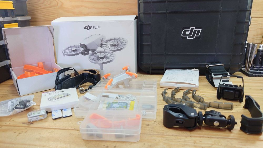 Drone DJI FLIP, Mala, Luz, Hélices, ferramenta, muitos acessórios