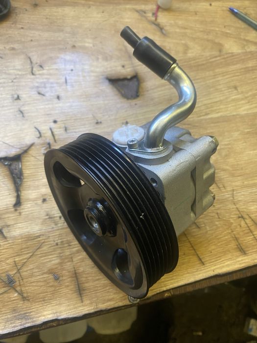 Насос Гур инфинити fx35/50 новый