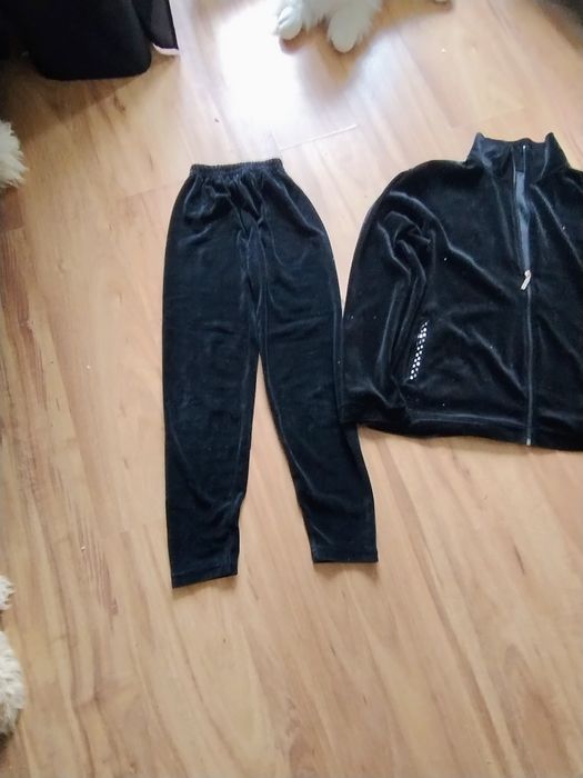 Bluza czarna i spodnie aksamit