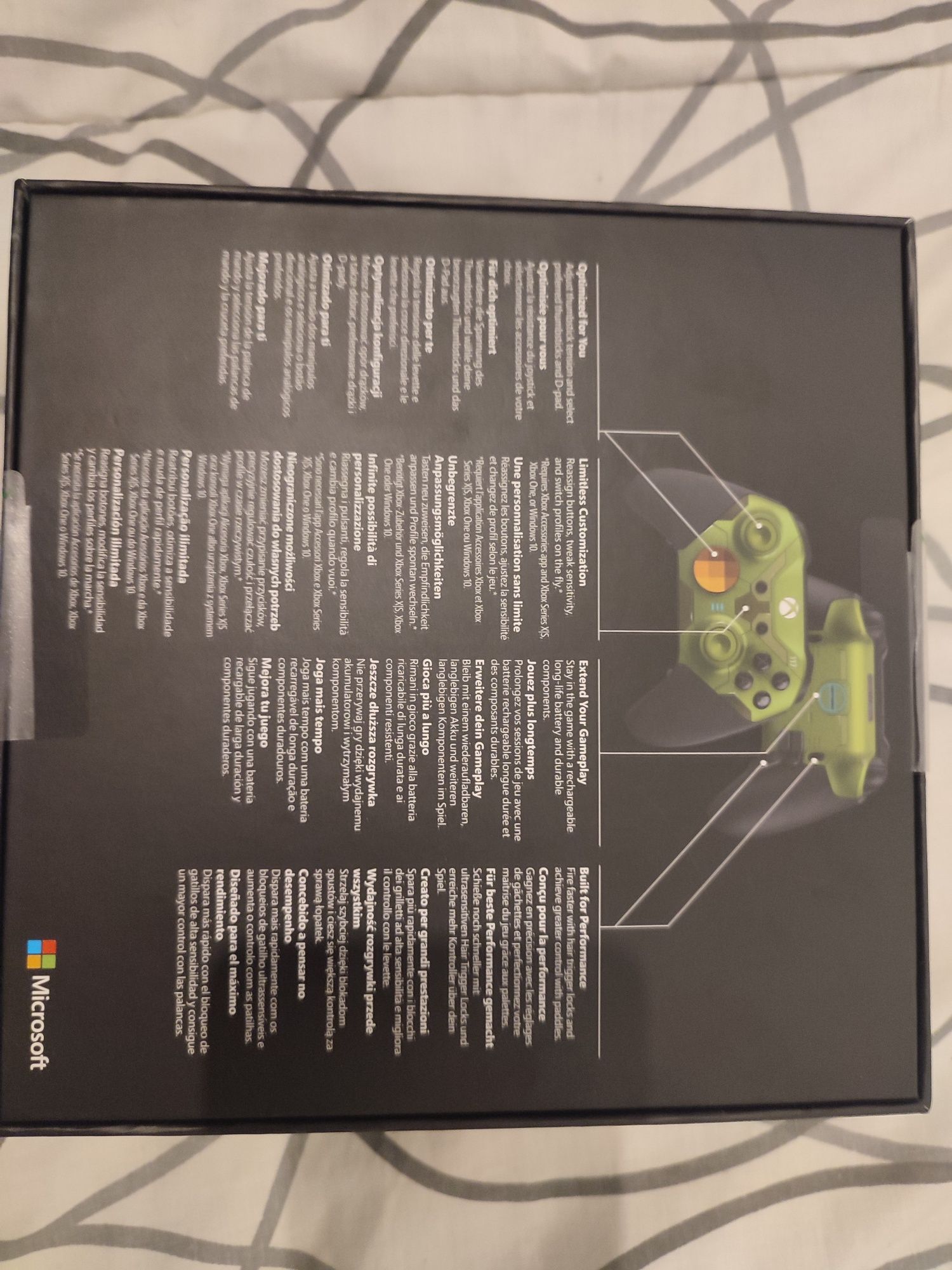 Comando Xbox Elite Series 2-Edição Limitada Halo Infinite.

- Edição