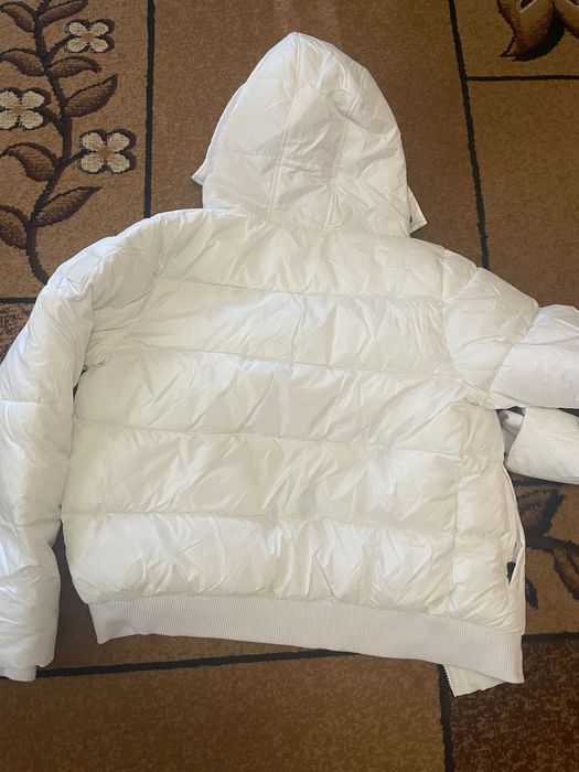 Стильна та тепла оригінальна куртка Everlast може бути унісекс