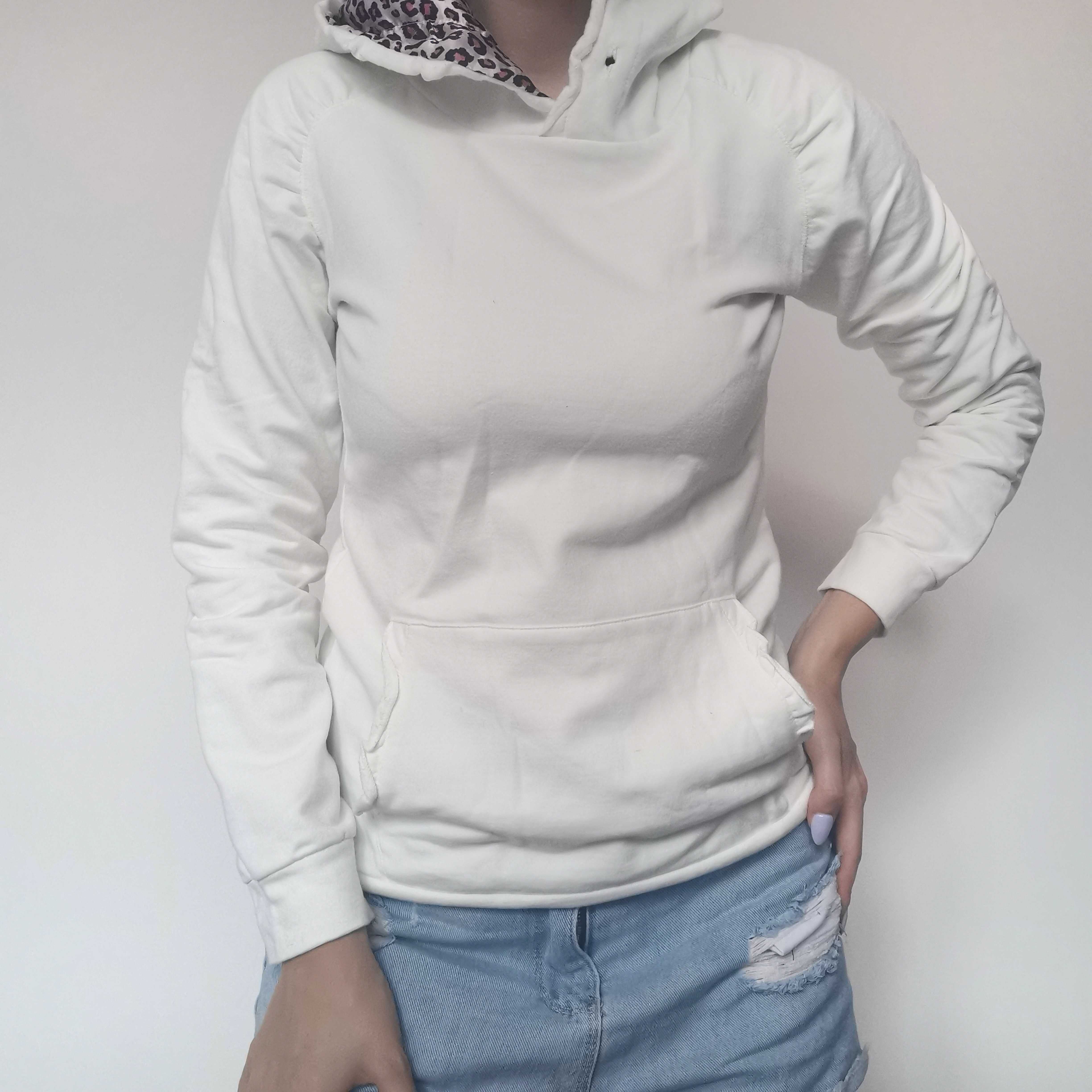 New Yorker S M 36 38 Kremowa biała bluza hoodie kaptur panterka damska