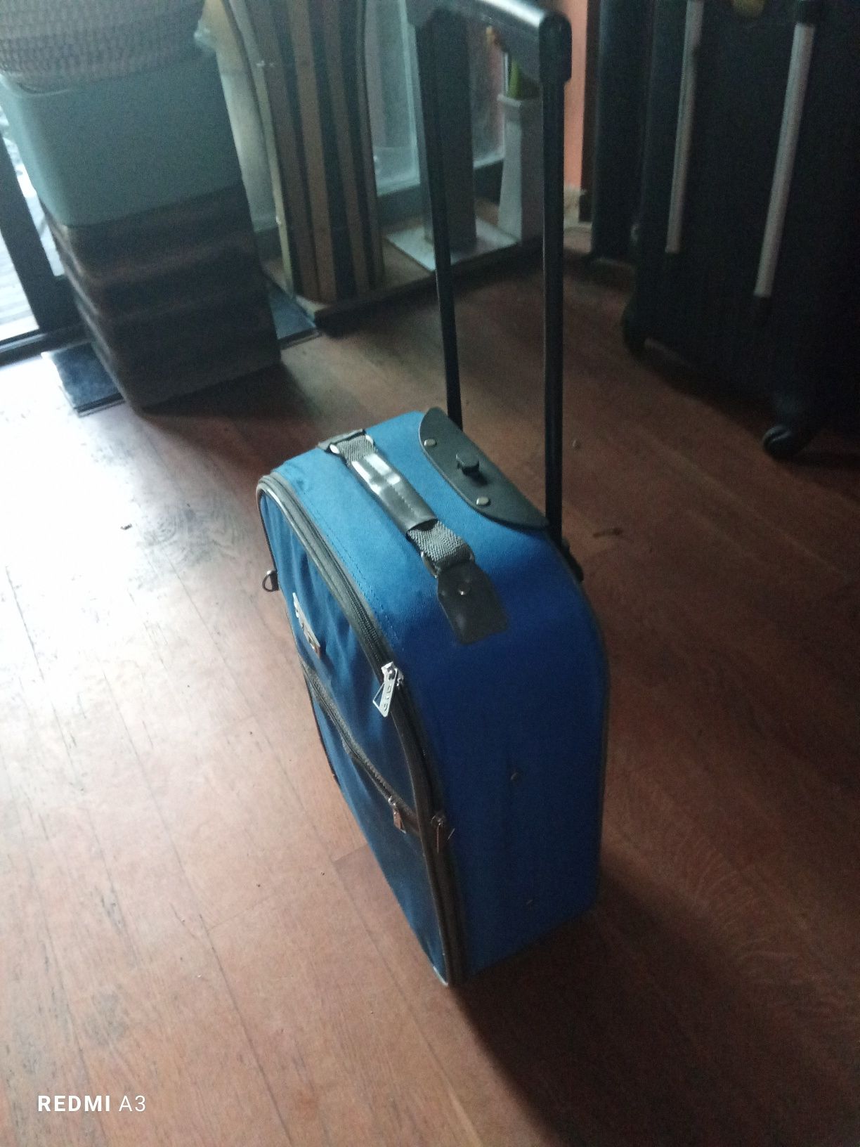 Mala trolley em excelente estado