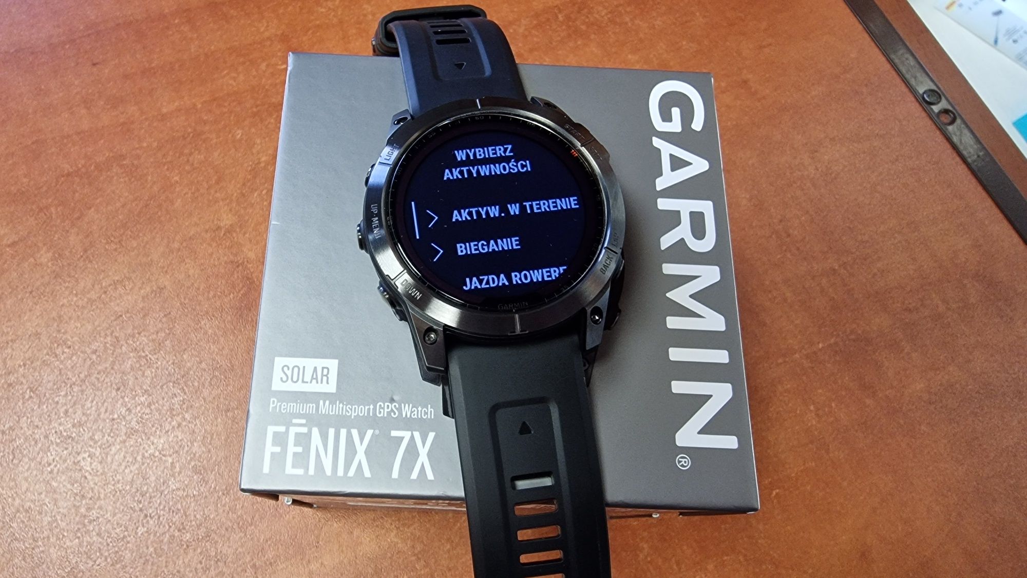 Garmin Fenix 7X Solar czarny, prawie nowy, gwarancja