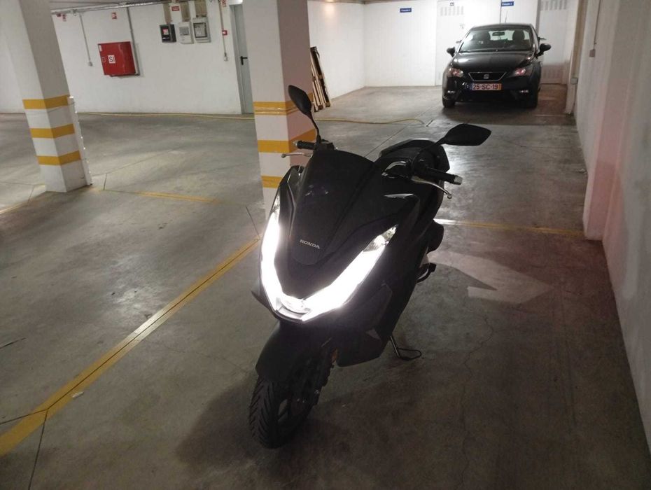 Honda PCX 2023 Como nova, Apenas 8.000km