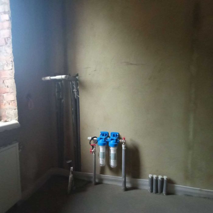 Продаж  будинку 105 кв. м з опаленням і ділянкою на 5 соток