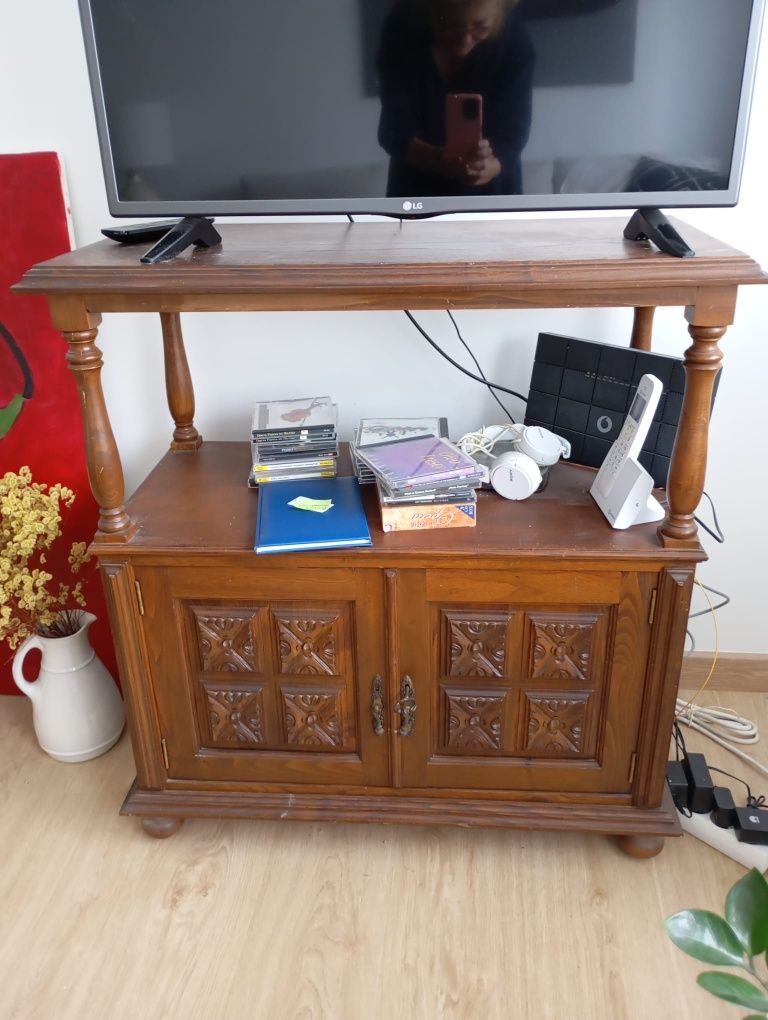 Mesa para Televisão