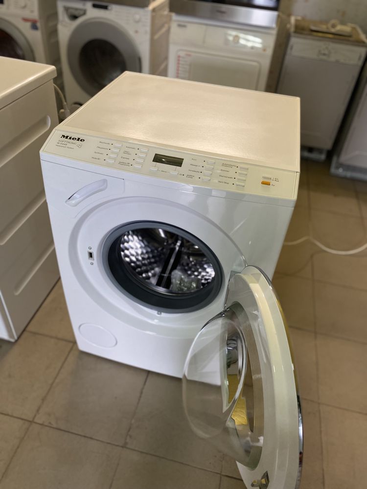 Пральна машина Miele W 4449 Liquidwash ідеал УкрМова