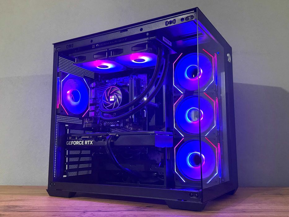 Komputer RTX 5070 32GB RAM Ryzen 7 Akwarium Aio FV23% Gamingowy