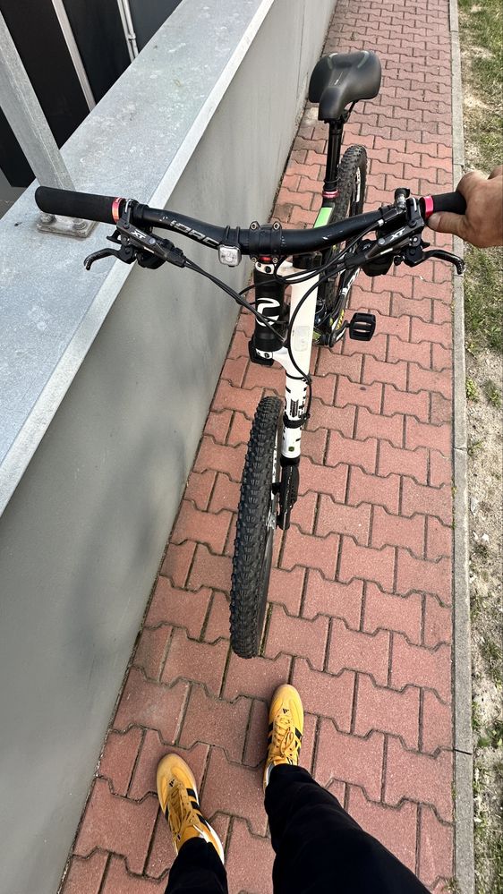 Sprzedam rower mtb cannondale full z pojedynczym widelcem lefty