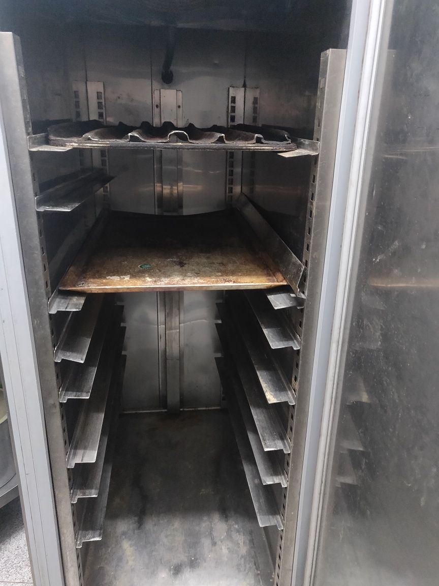 Forno e camara de frio para panificação