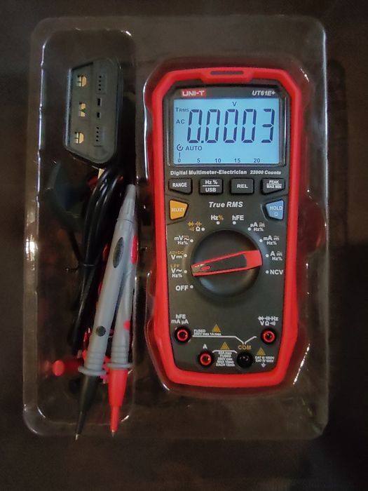 Прилад цифровий UNI-T UT61E+