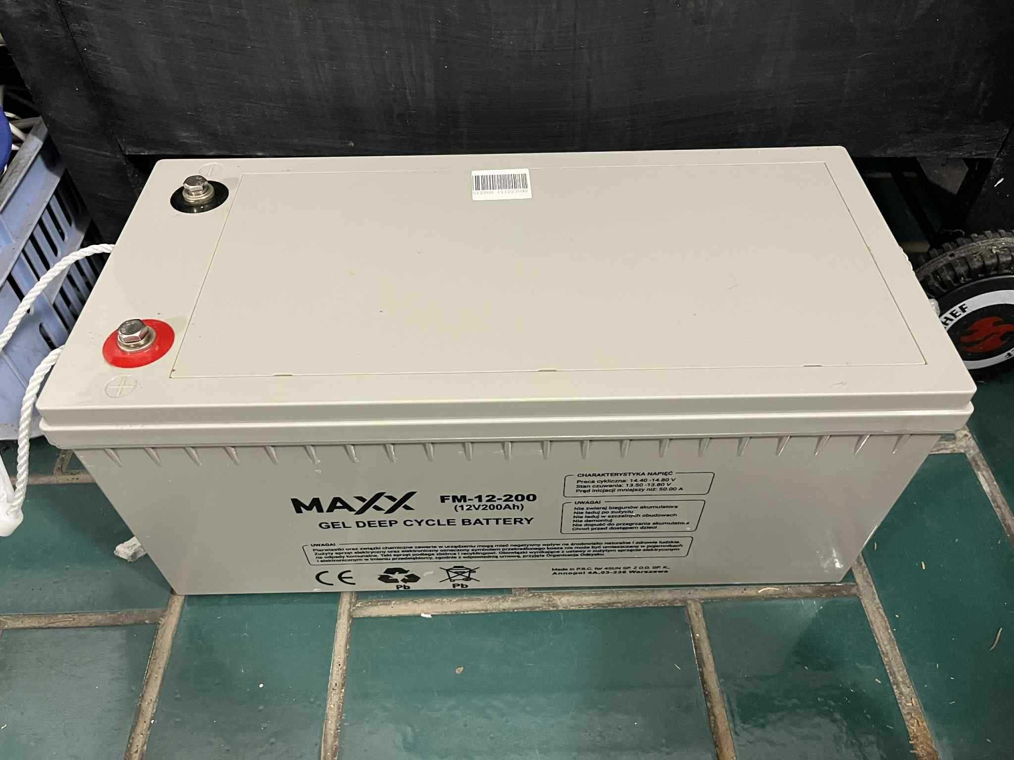 Sprzedam żelowy akumulator firmy MAXX 200Ah