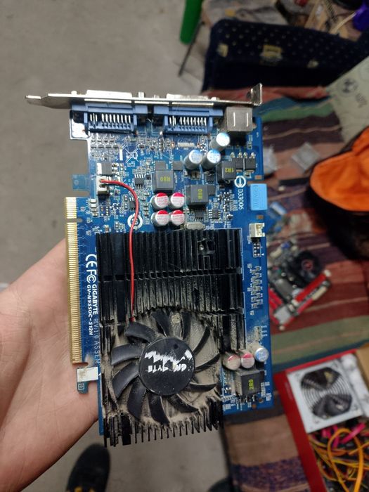 Gigabyte GeForce 9500 GT.