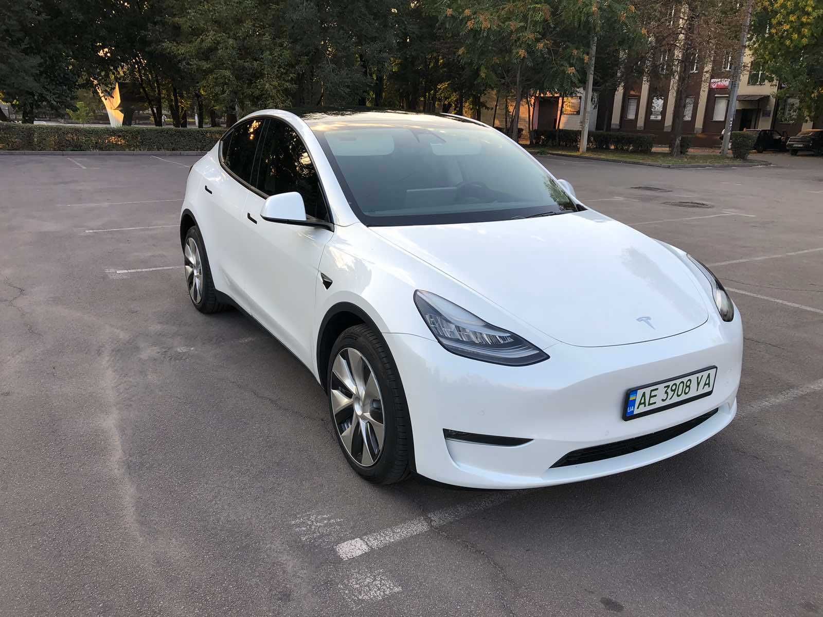 Продам Tesla Model Y 2020