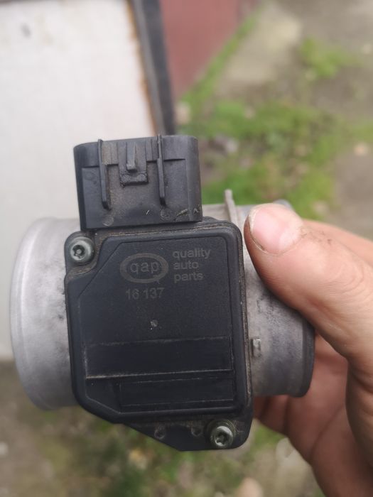 Датчик массового расхода воздуха Опель Вектра с 2.2 бензин